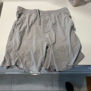 Lululemon pace breaker 7 inch Linerless